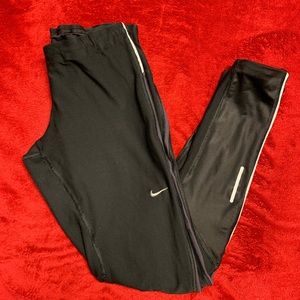 NIKE | LEGGINGS BLACK